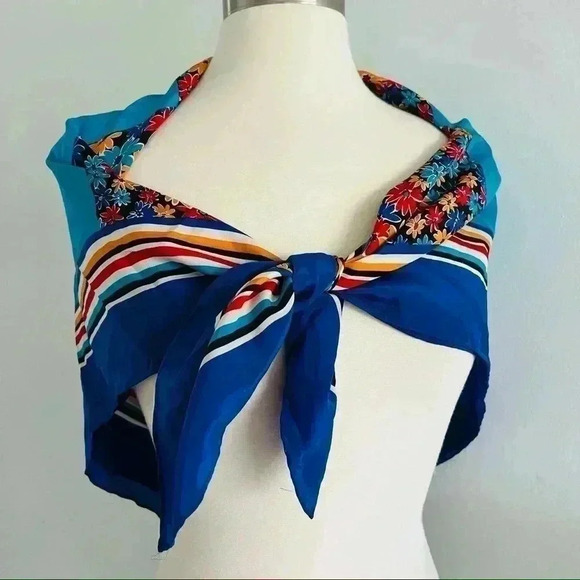 Vintage Casca Silk Large Scarf Floral - Picture 3 of 6